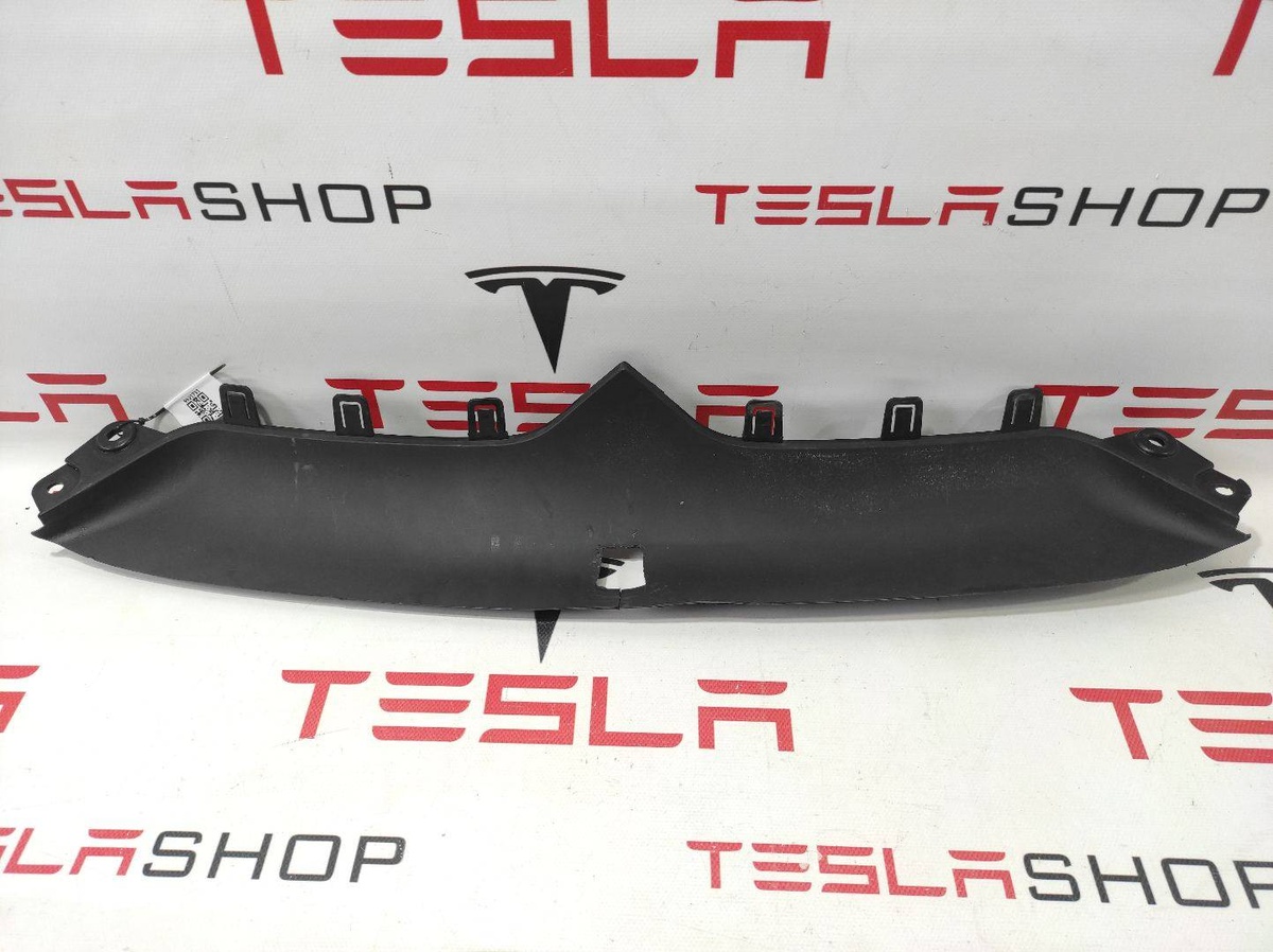 Молдинг бампера переднего к Tesla Model X 2017