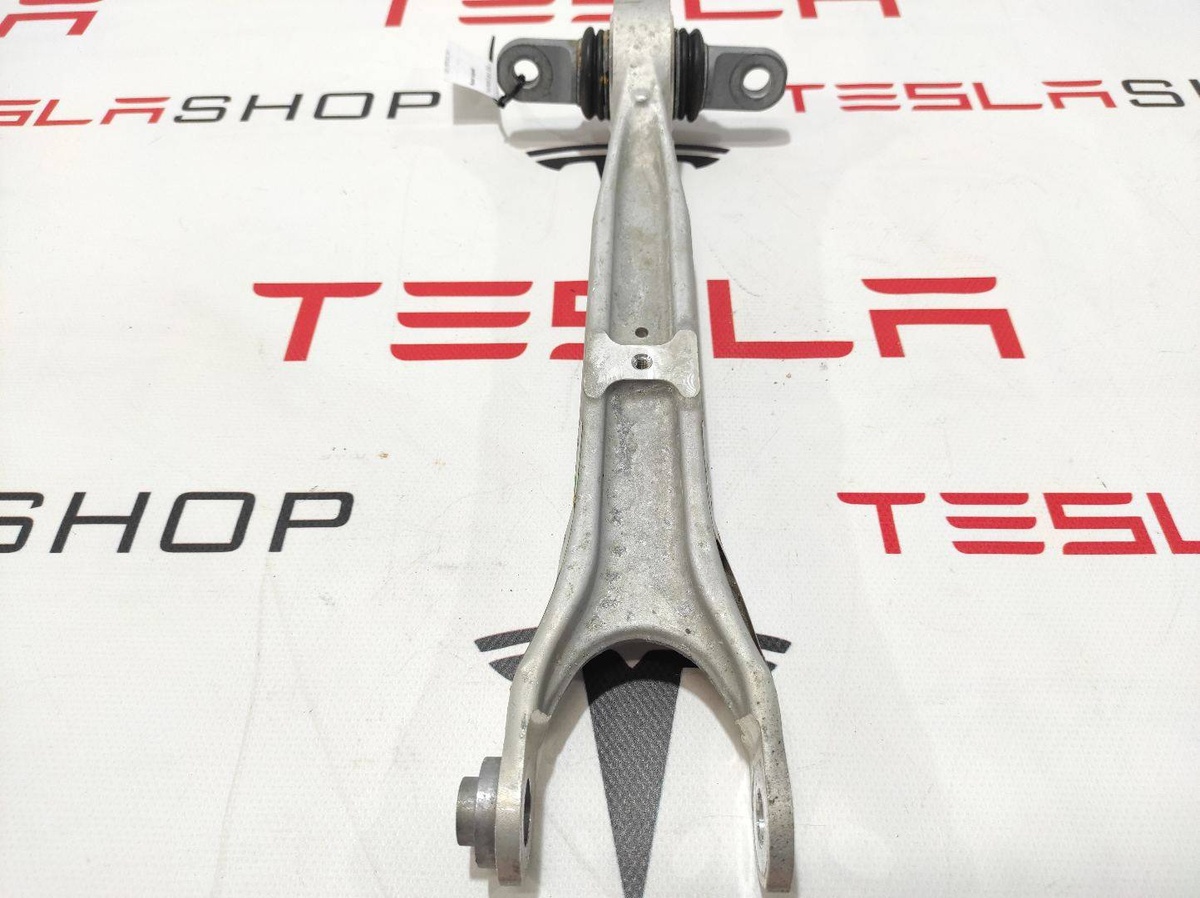Рычаг задний к Tesla Model X 2022
