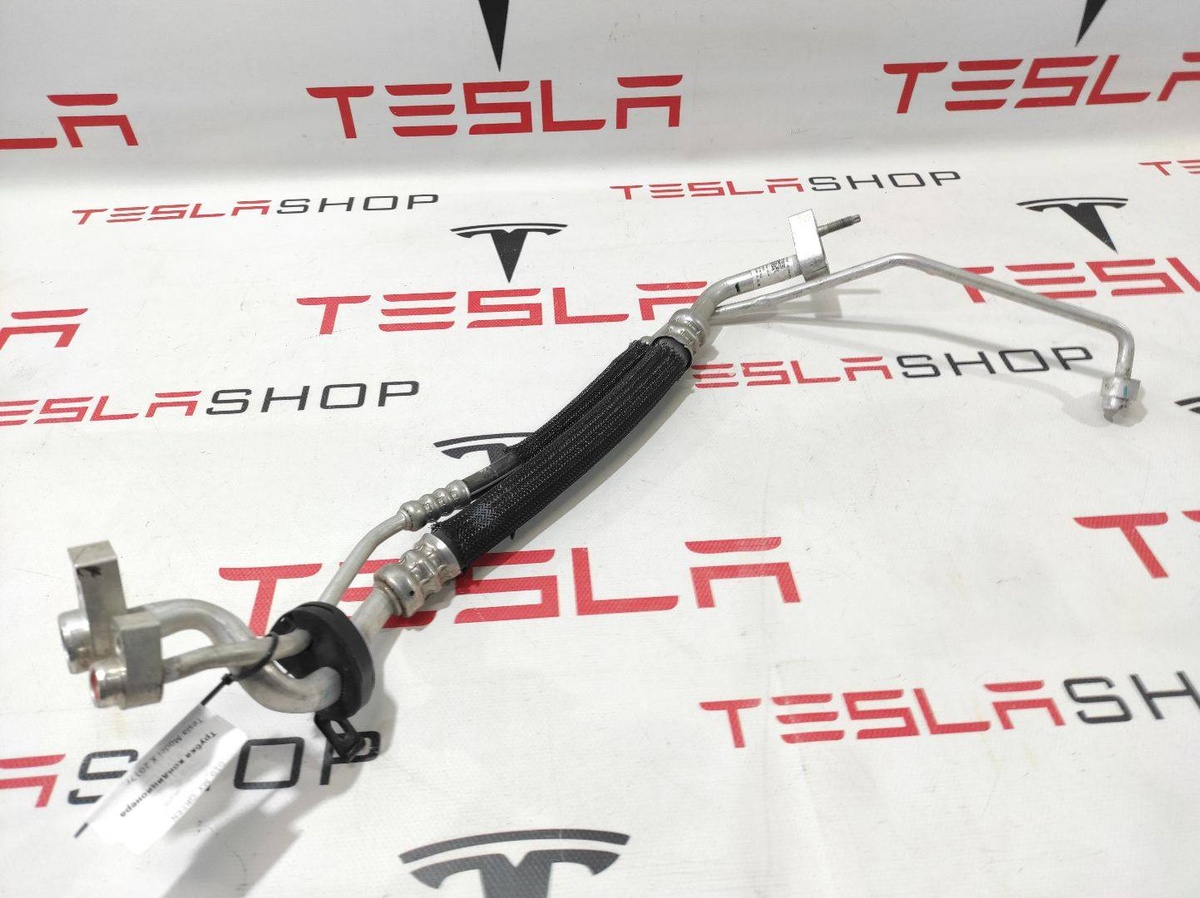 Трубка кондиционера к Tesla Model X 2017