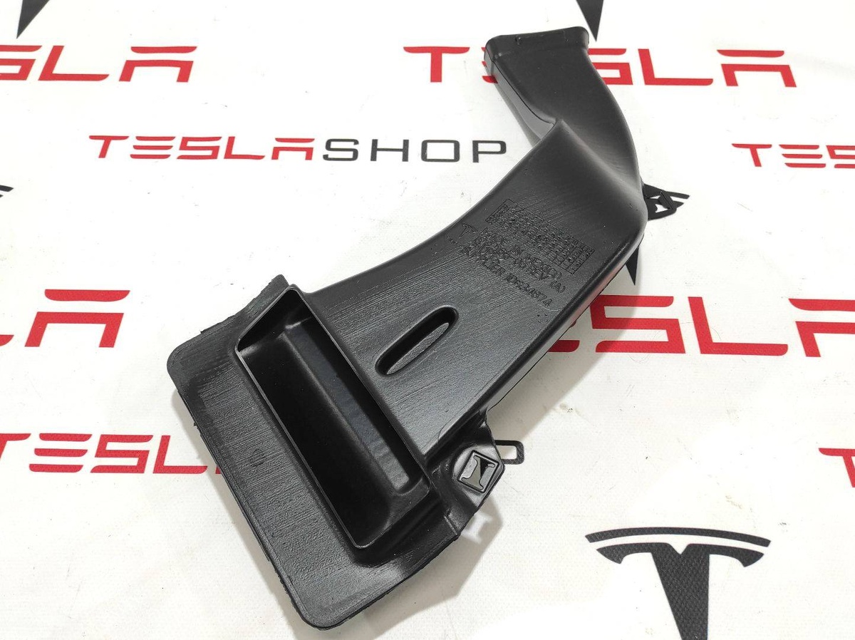 Воздуховод к Tesla Model 3 2020
