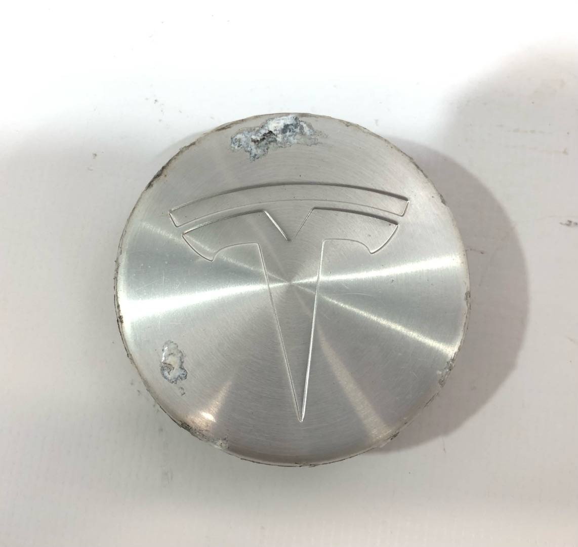 Колпачок литого диска к Tesla Model X 2019