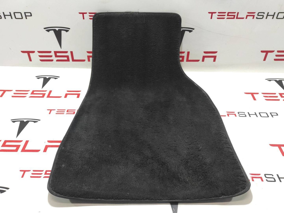 Коврики в салон к Tesla Model X 2019