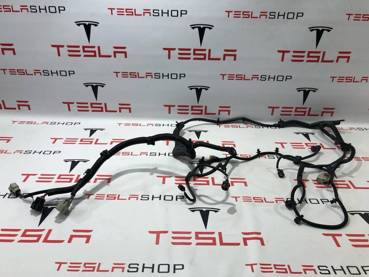 Проводка к Tesla Model X 2017