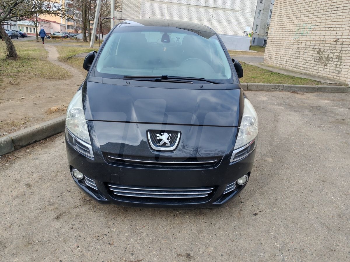 Peugeot 5008 I, 2011