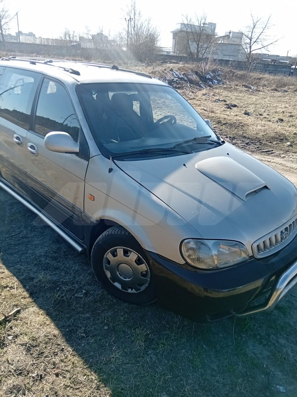 Kia Carnival I, 2001