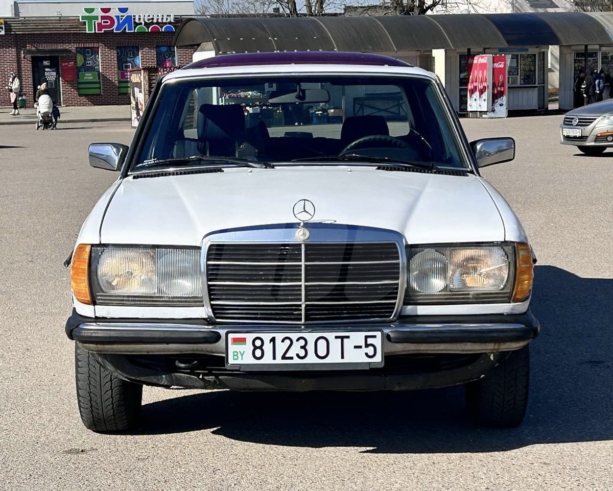 Mercedes-Benz W123 I, 1983