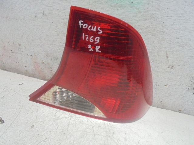 Фонарь задний левый к Ford Focus 2001