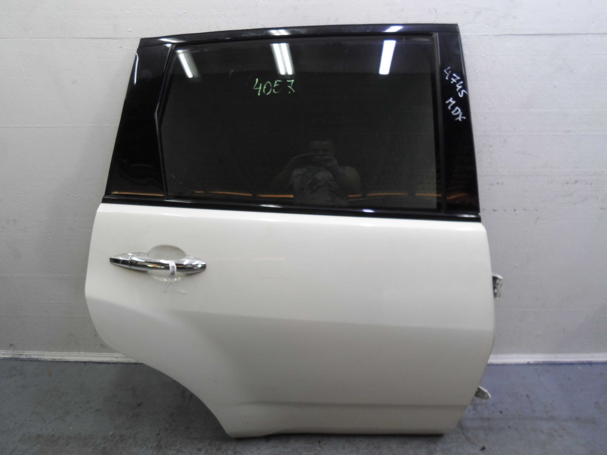 Петля двери к Acura MDX 2008
