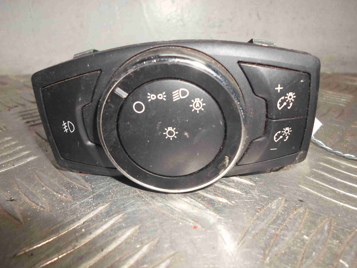 Переключатель света к Ford Escape 2014