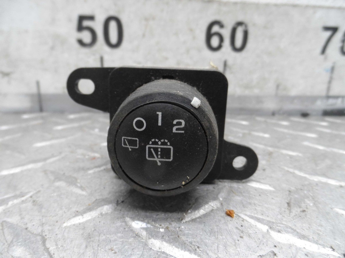 Кнопка  к Hummer H3 2007