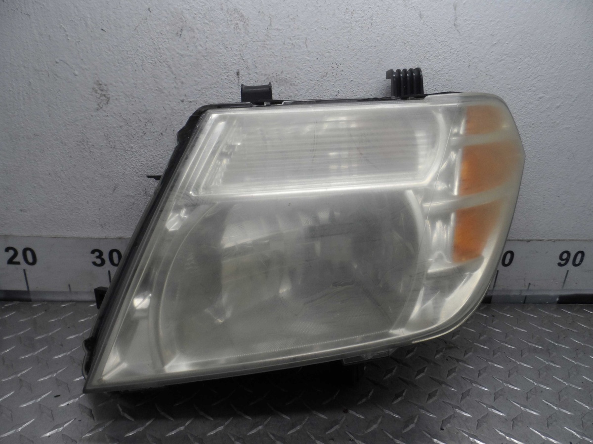 Фара левая к Nissan Pathfinder 2008