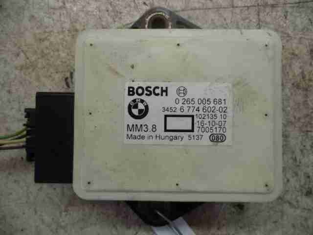 Датчик уровня оборотов к BMW  2008