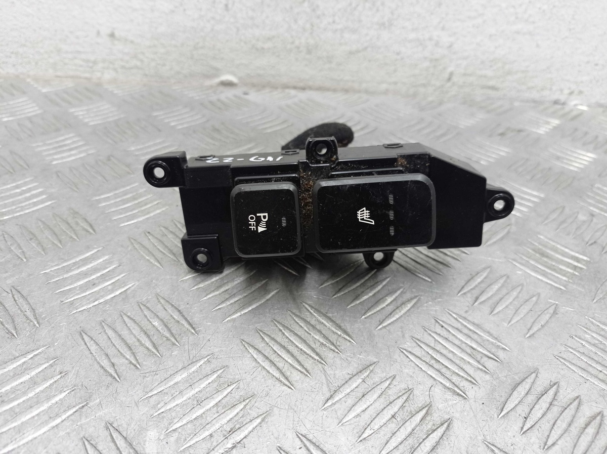 Кнопка  к Hyundai Santa Fe 2013
