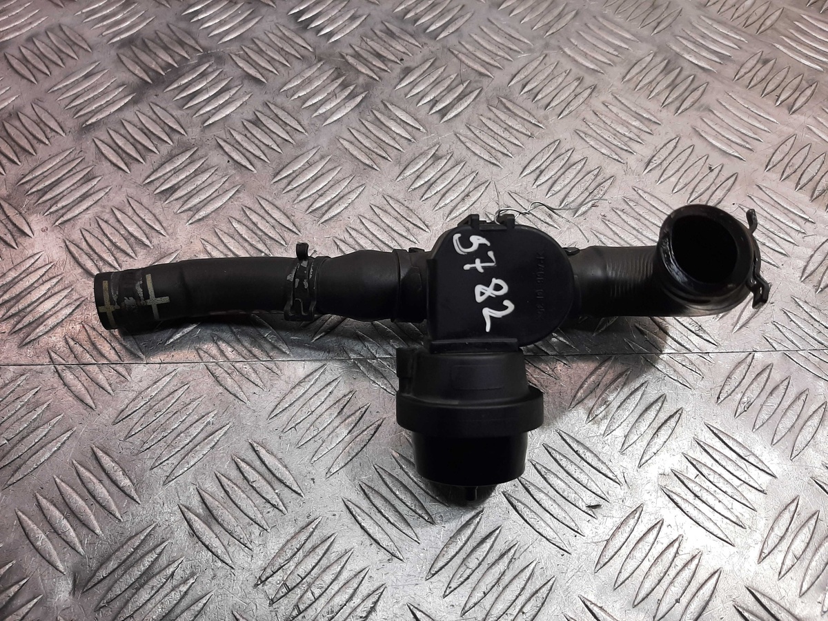 Кран отопителя (печки) к Volkswagen Touareg 2011