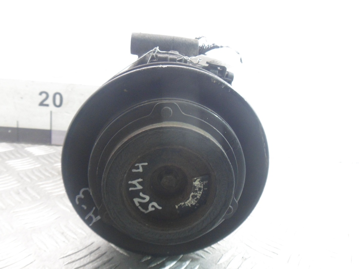 Компрессор кондиционера к Hummer H3 2006