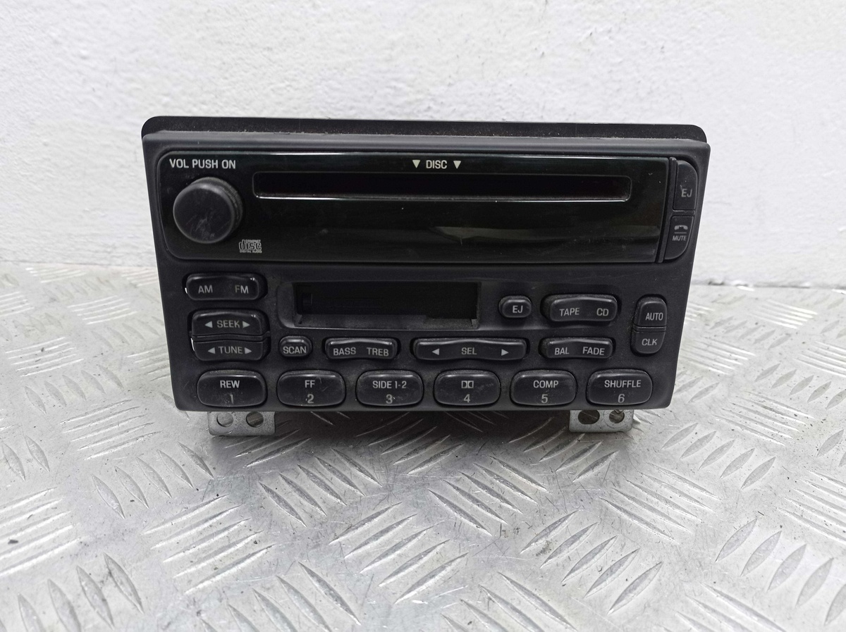 Магнитола к Ford Explorer 2003