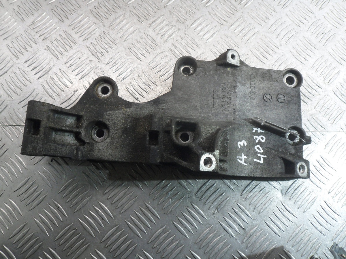 Кронштейн генератора к Audi A3 2003