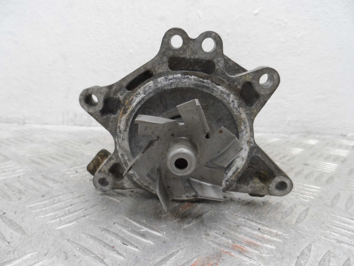 Помпа к Pontiac Vibe 2004
