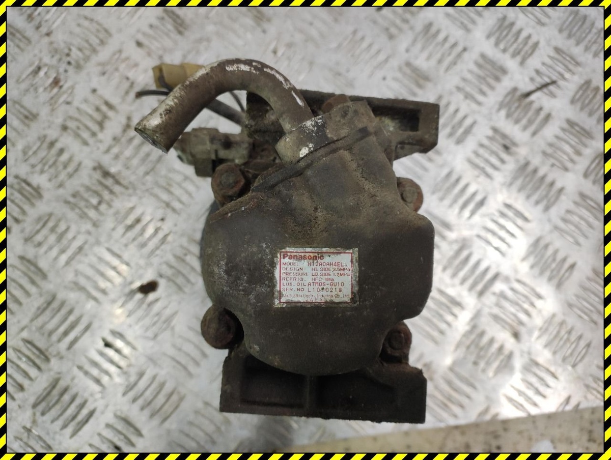 Компрессор кондиционера к Mazda 323 1999
