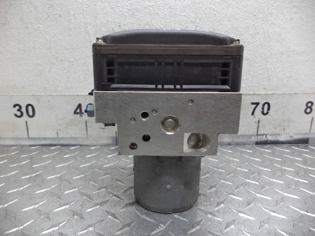 Блок ABS к Audi A8 2011