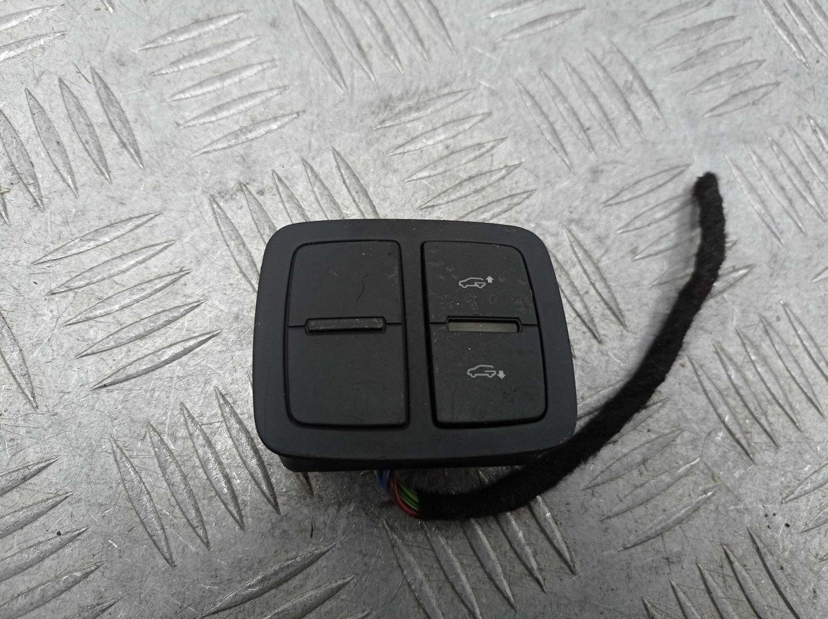 Кнопка  к Audi Q7 2007