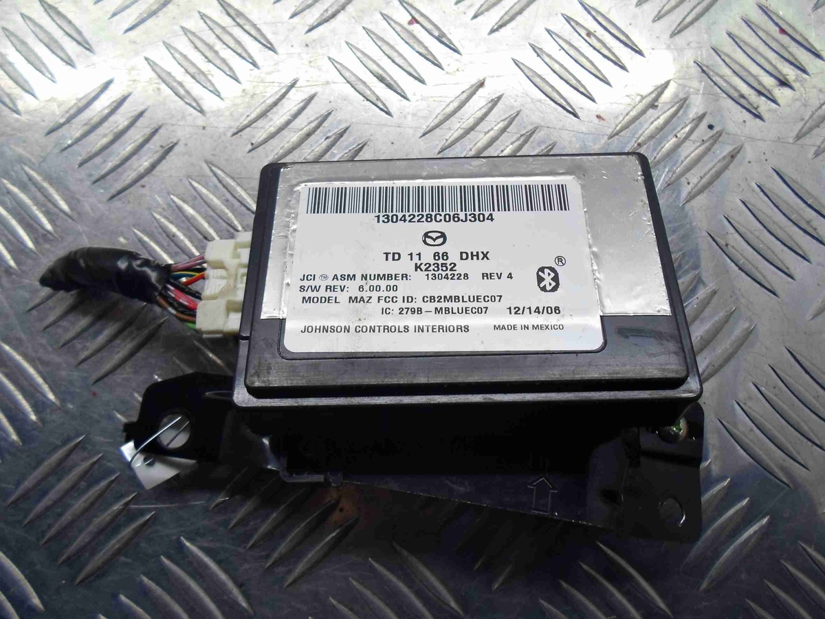 Блоки управления мультимедиа к Mazda CX-9 2007