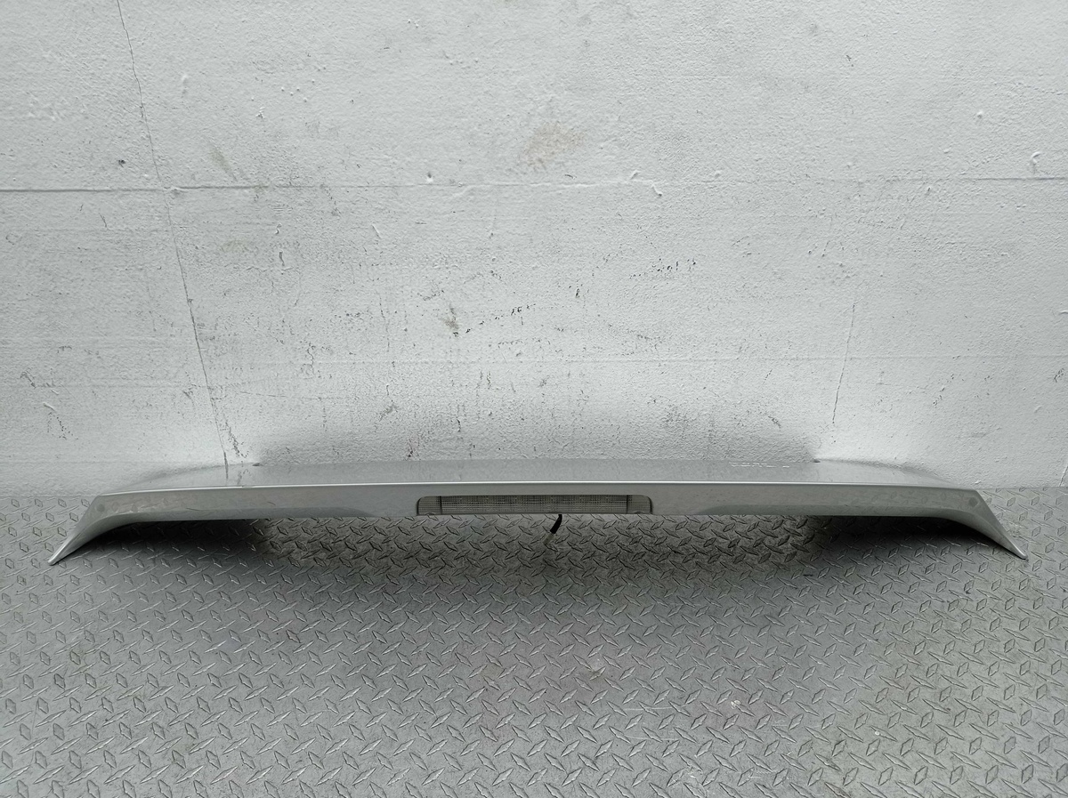 Спойлер к Toyota Venza 2011