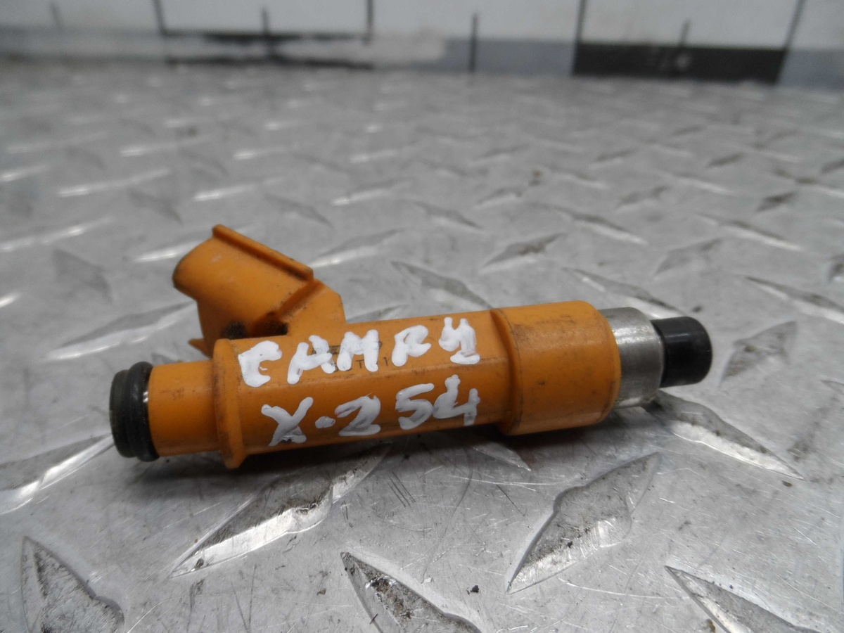 Форсунка к Toyota Camry 2007