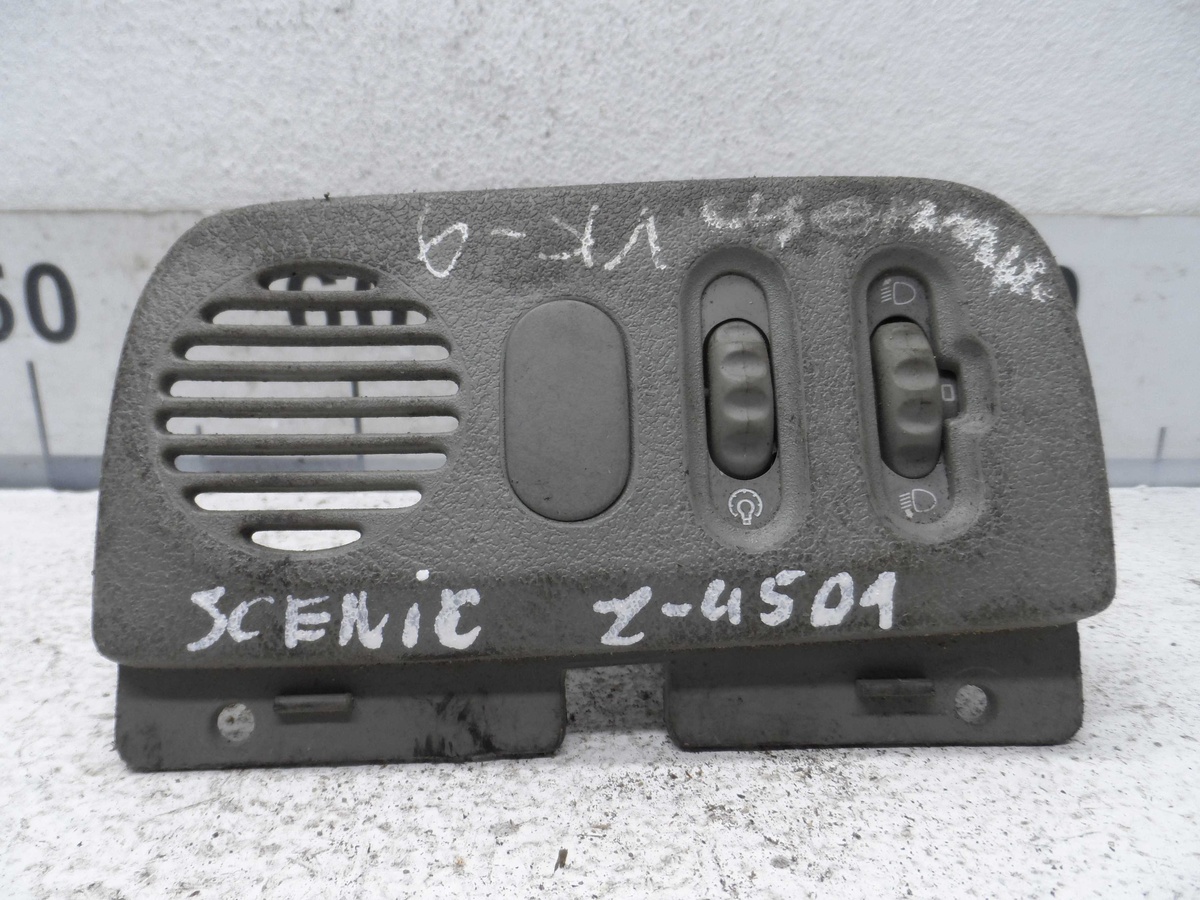 Кнопка  к Renault Scenic 2001