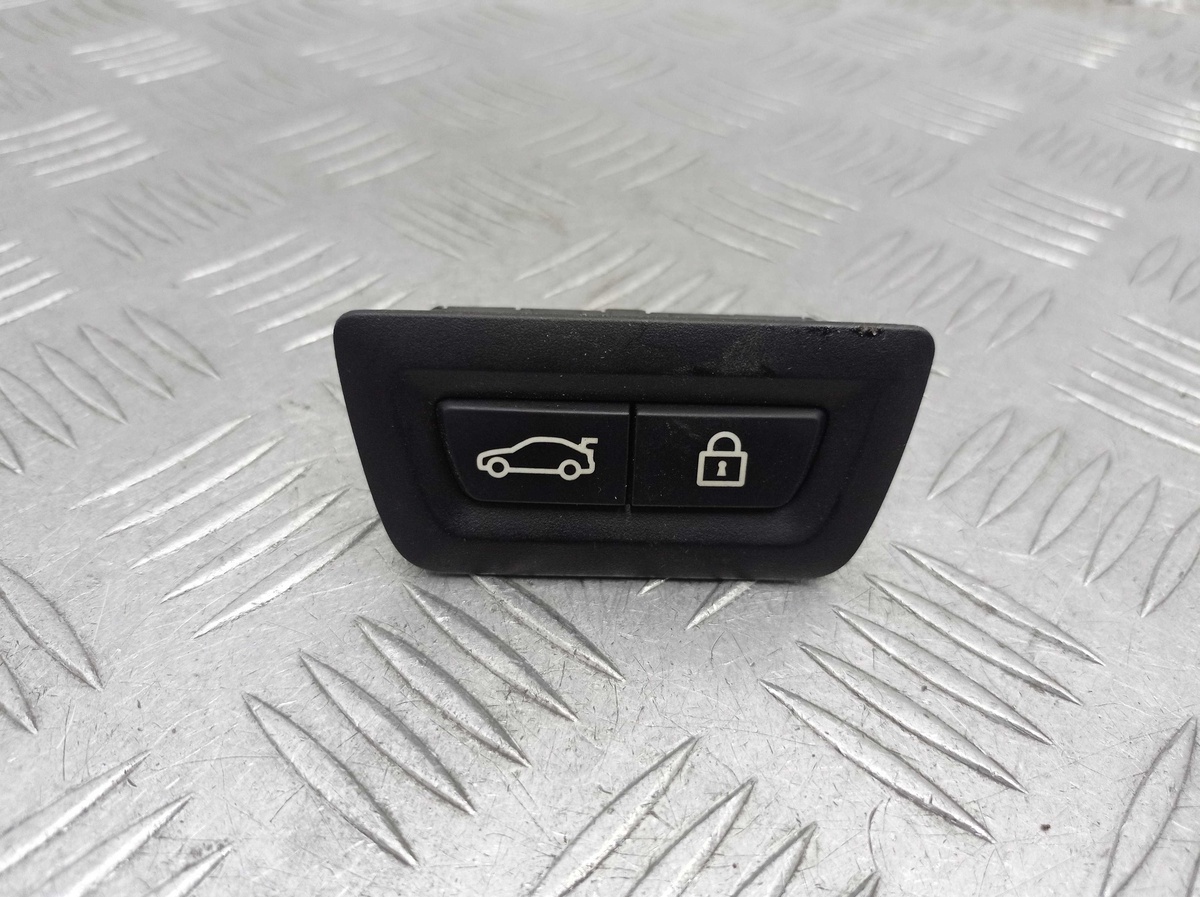 Кнопка  к BMW 7 series 2010