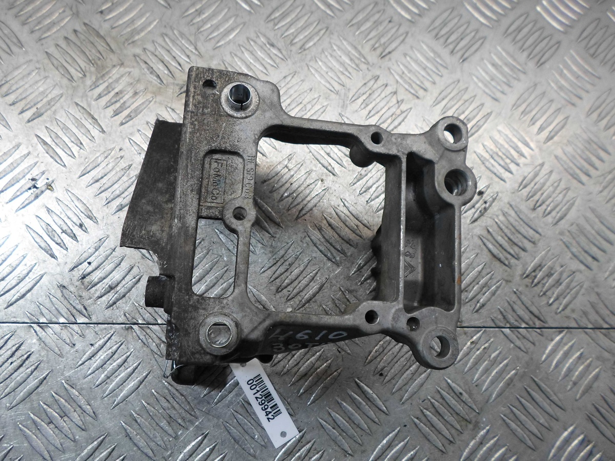 Кронштейн к Land Rover Discovery 2009