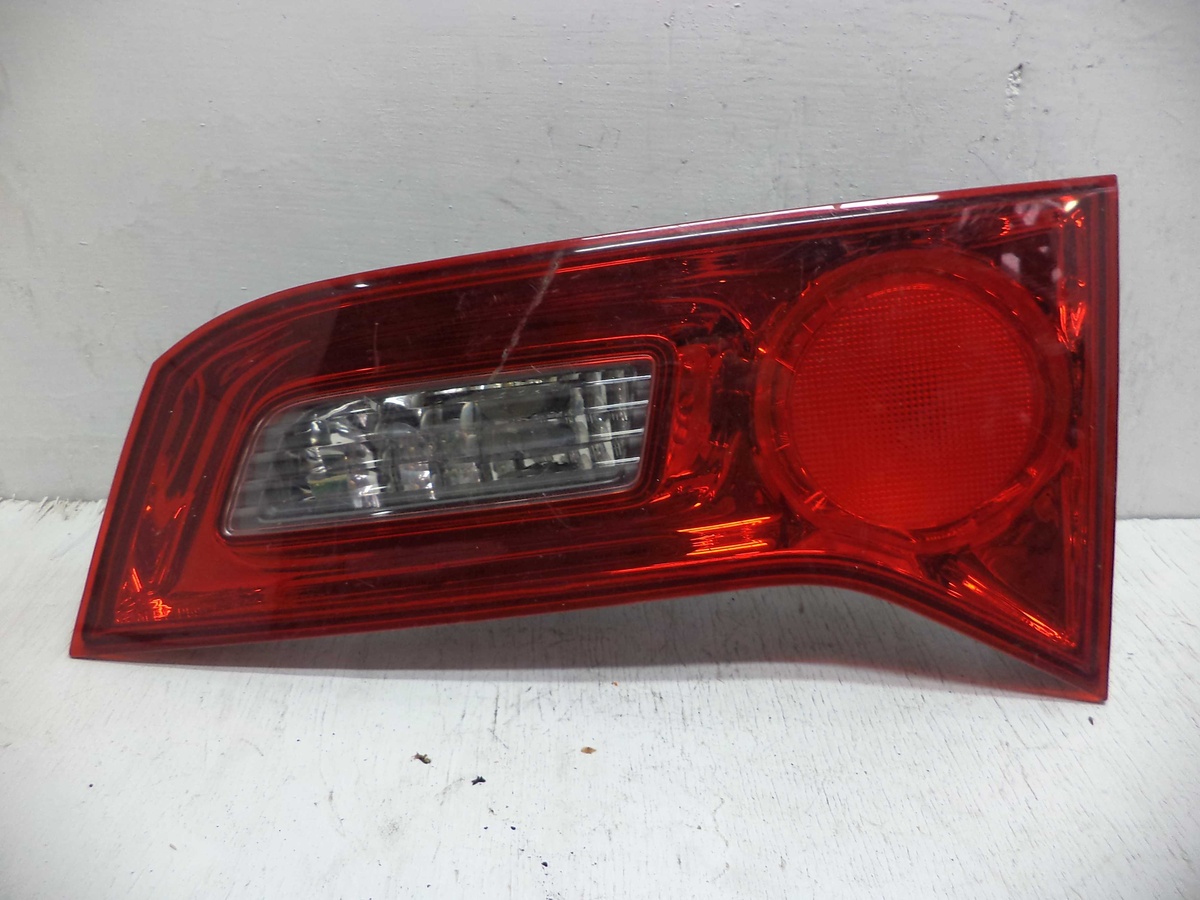 Фонарь крышки багажника левый к Acura RDX 2008