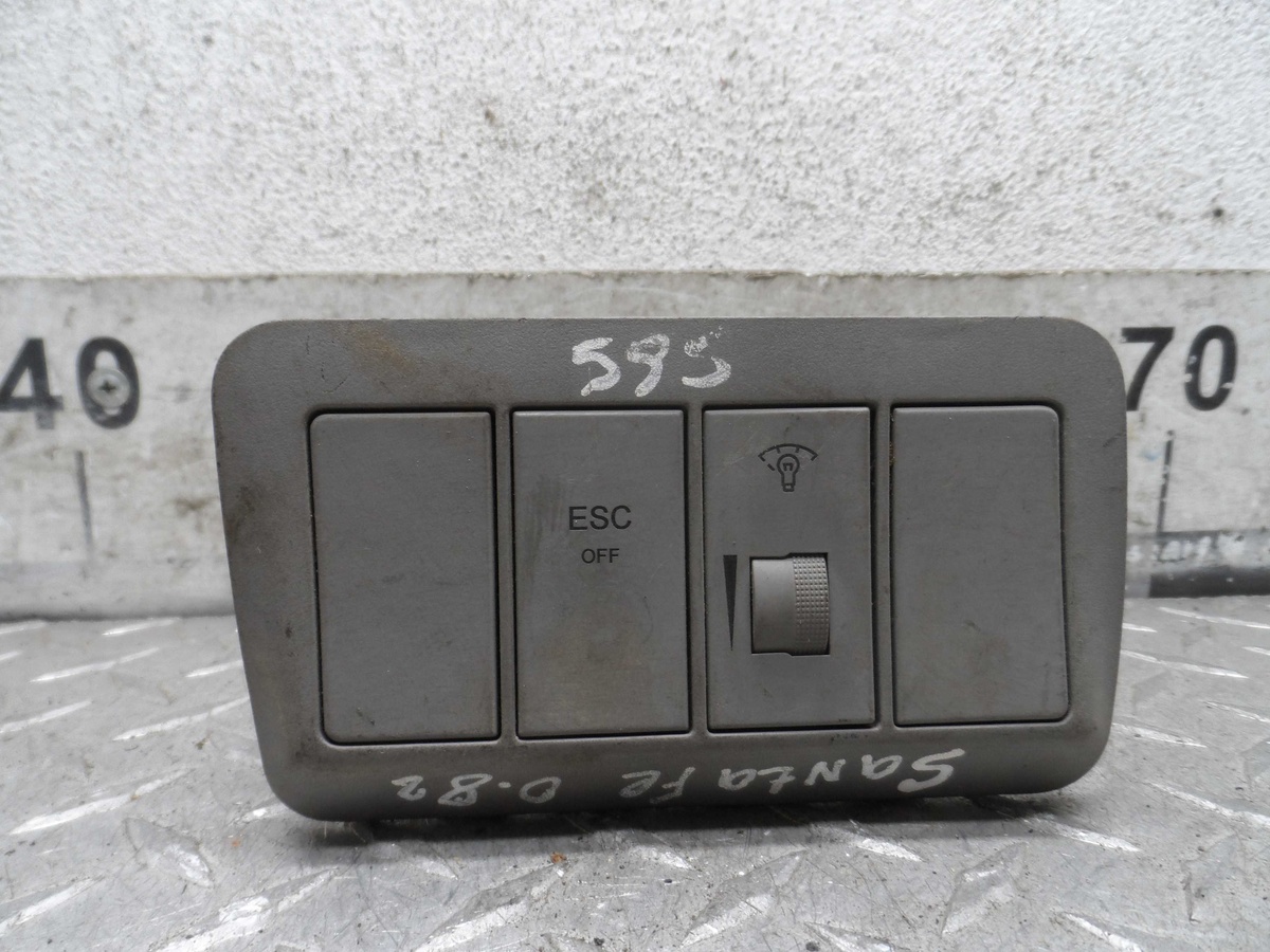 Кнопка  к Hyundai Santa Fe 2008