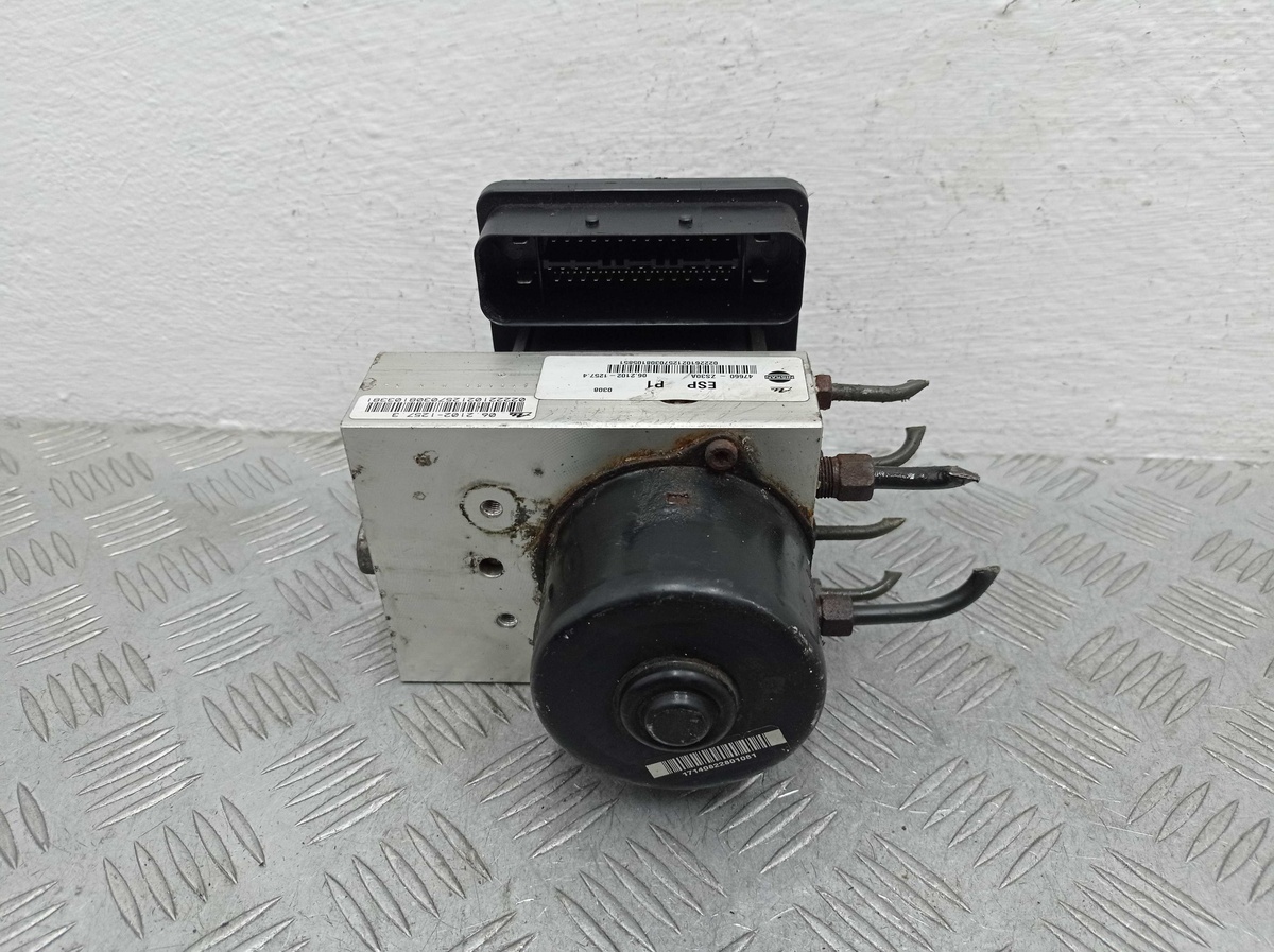 Блок ABS к Nissan Pathfinder 2008