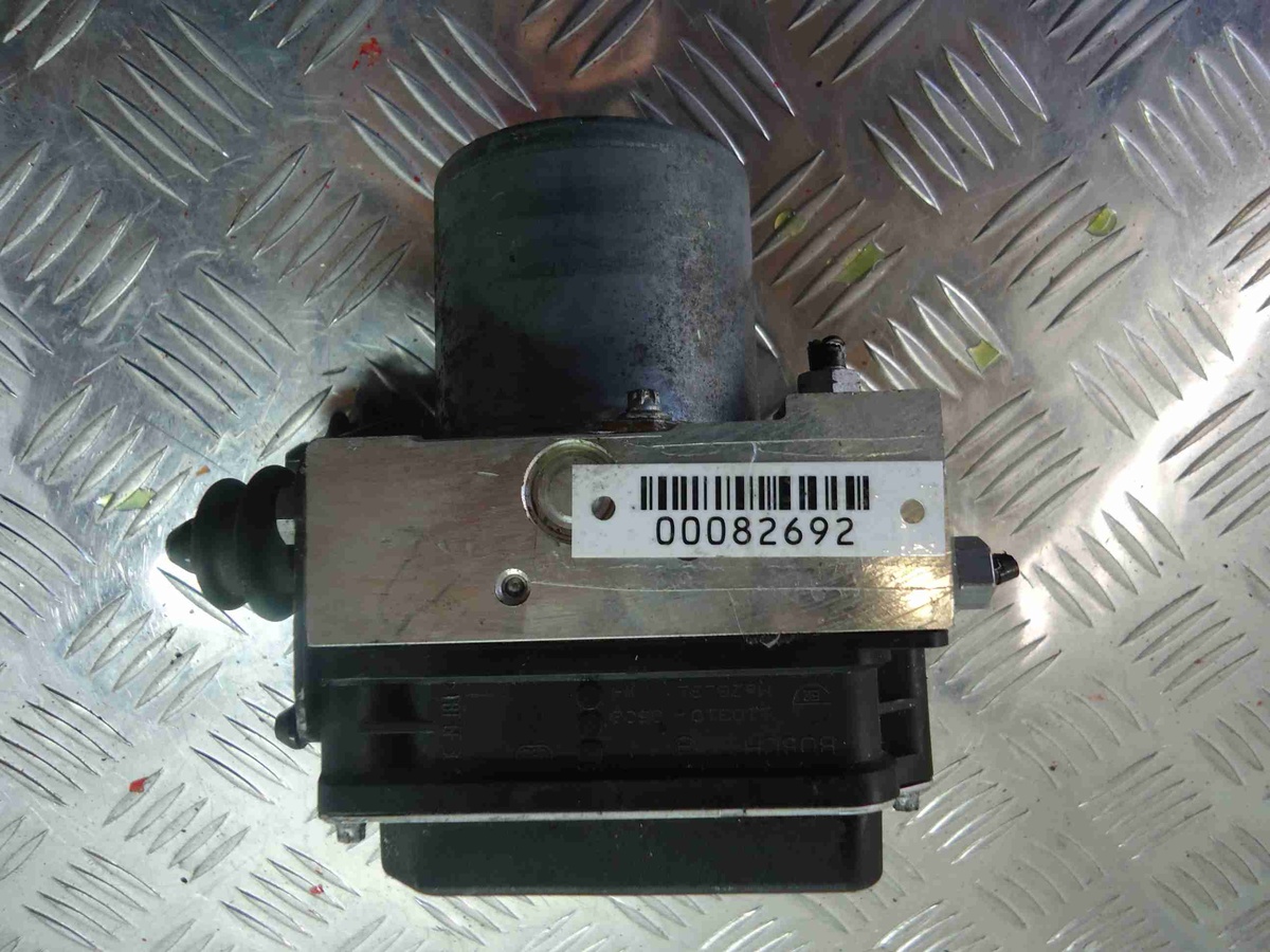 Блок ABS к Audi Q5 2010