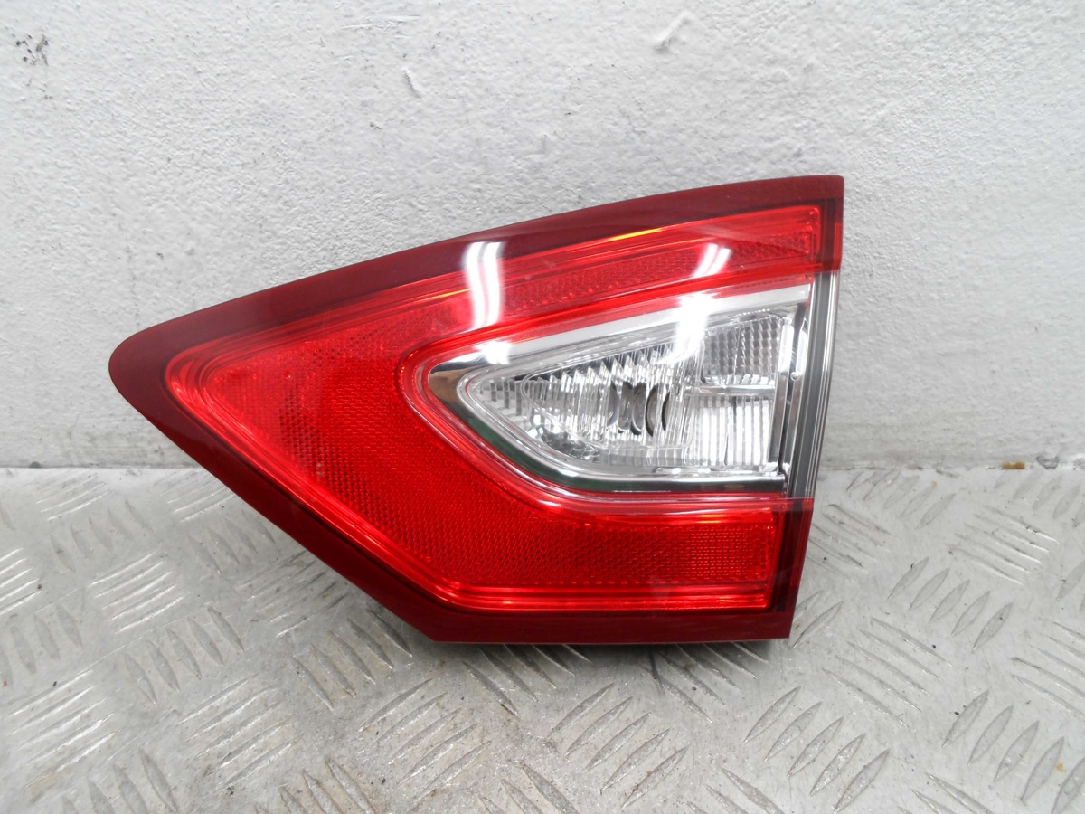 Фонарь крышки багажника левый к Ford Fusion 2013