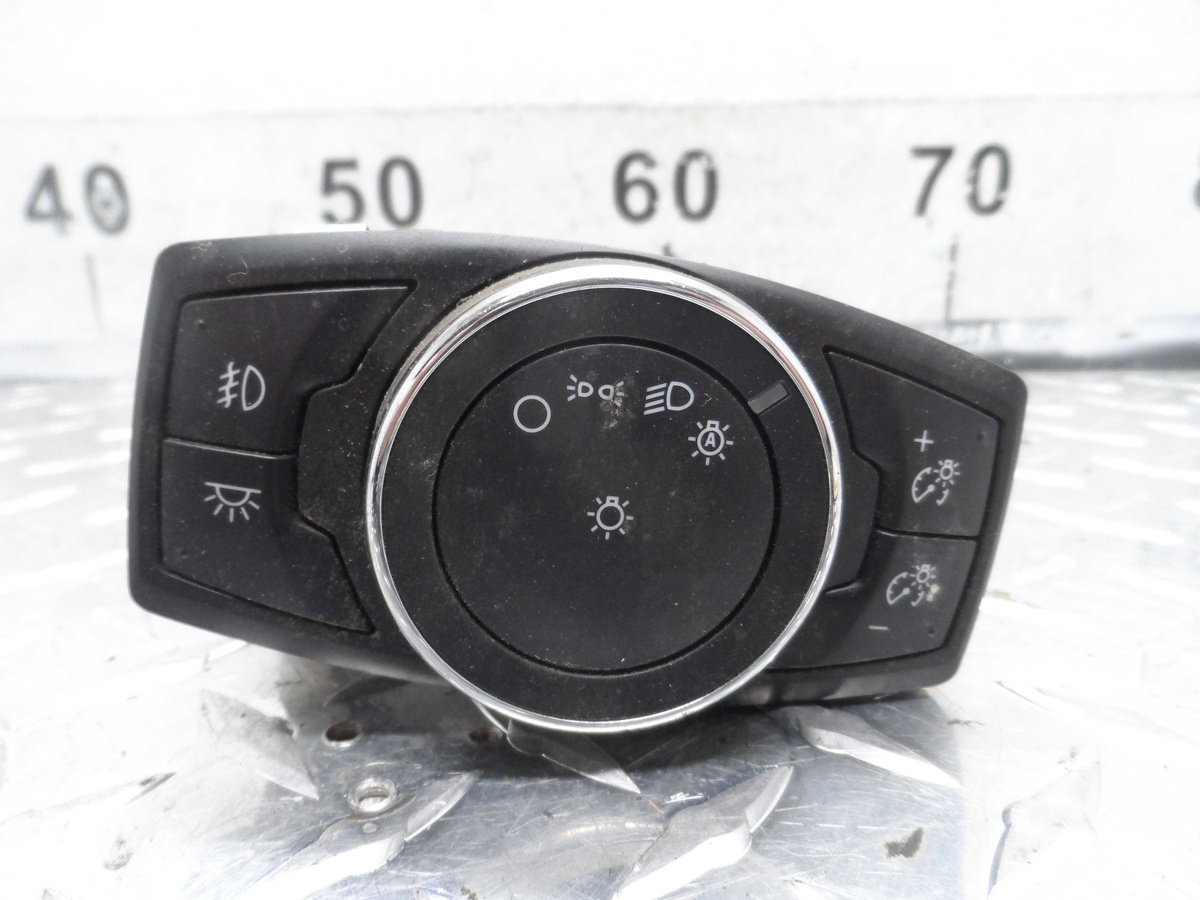 Переключатель света к Ford Explorer 2013
