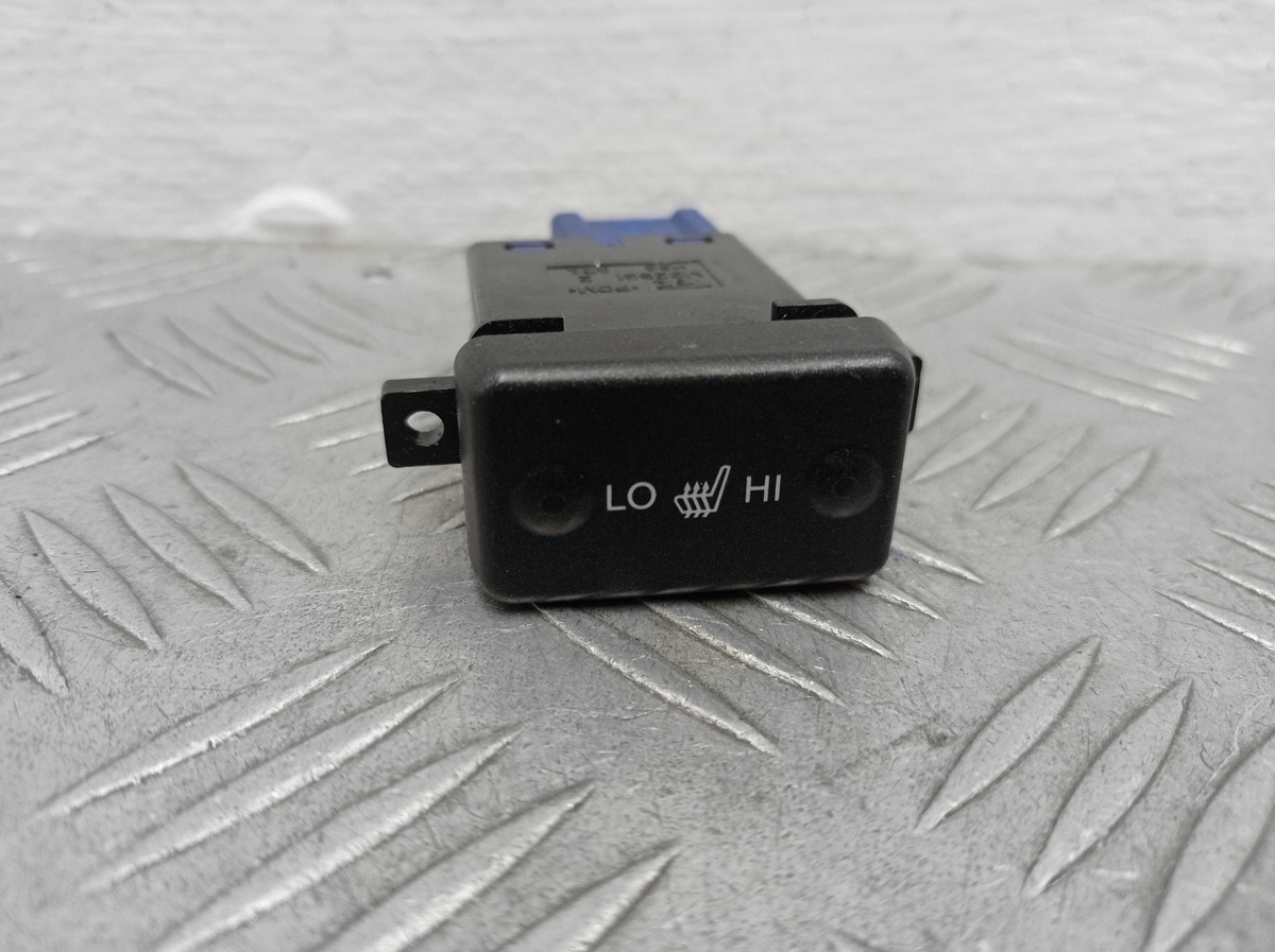 Кнопка  к Honda Pilot 2009