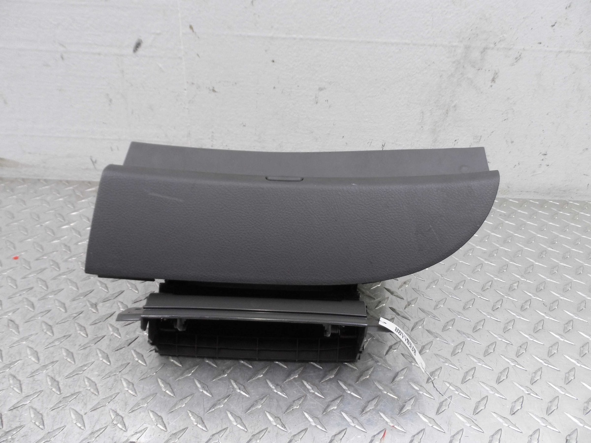 Бардачок к Toyota Sienna 2010
