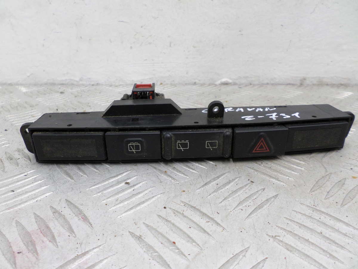 Кнопка  к Dodge Caravan 2007