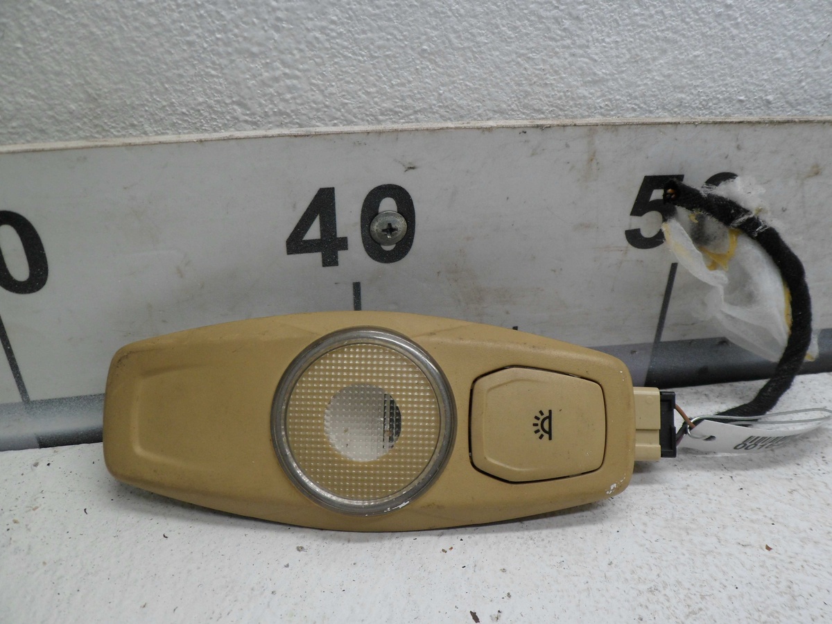 Плафон освещения салона к Ford Fusion 2013