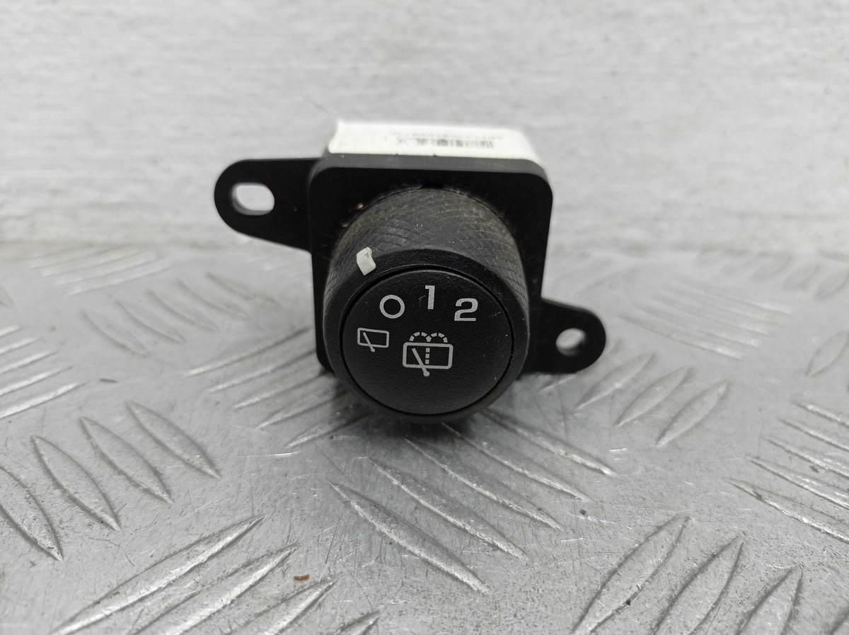 Кнопка  к Hummer H3 2006