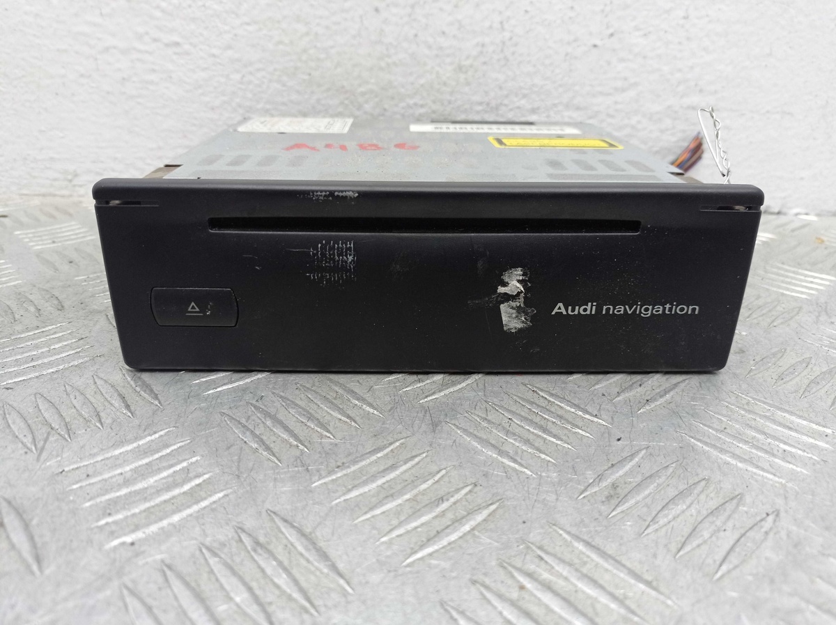 Блок навигации к Audi A4 2003