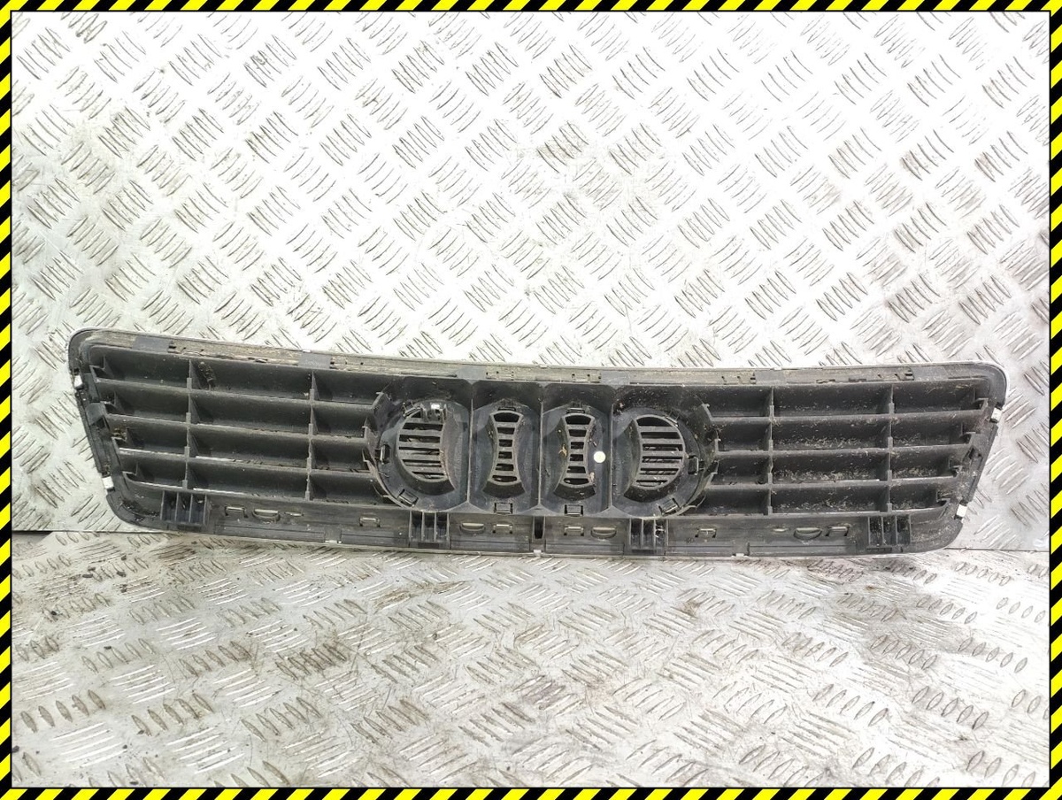 Решетка радиатора к Audi A6 1998