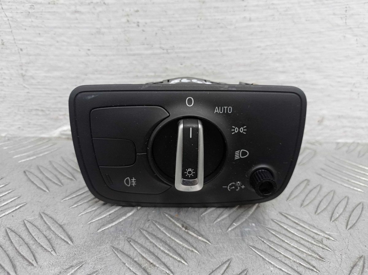Переключатель света к Audi A6 2012