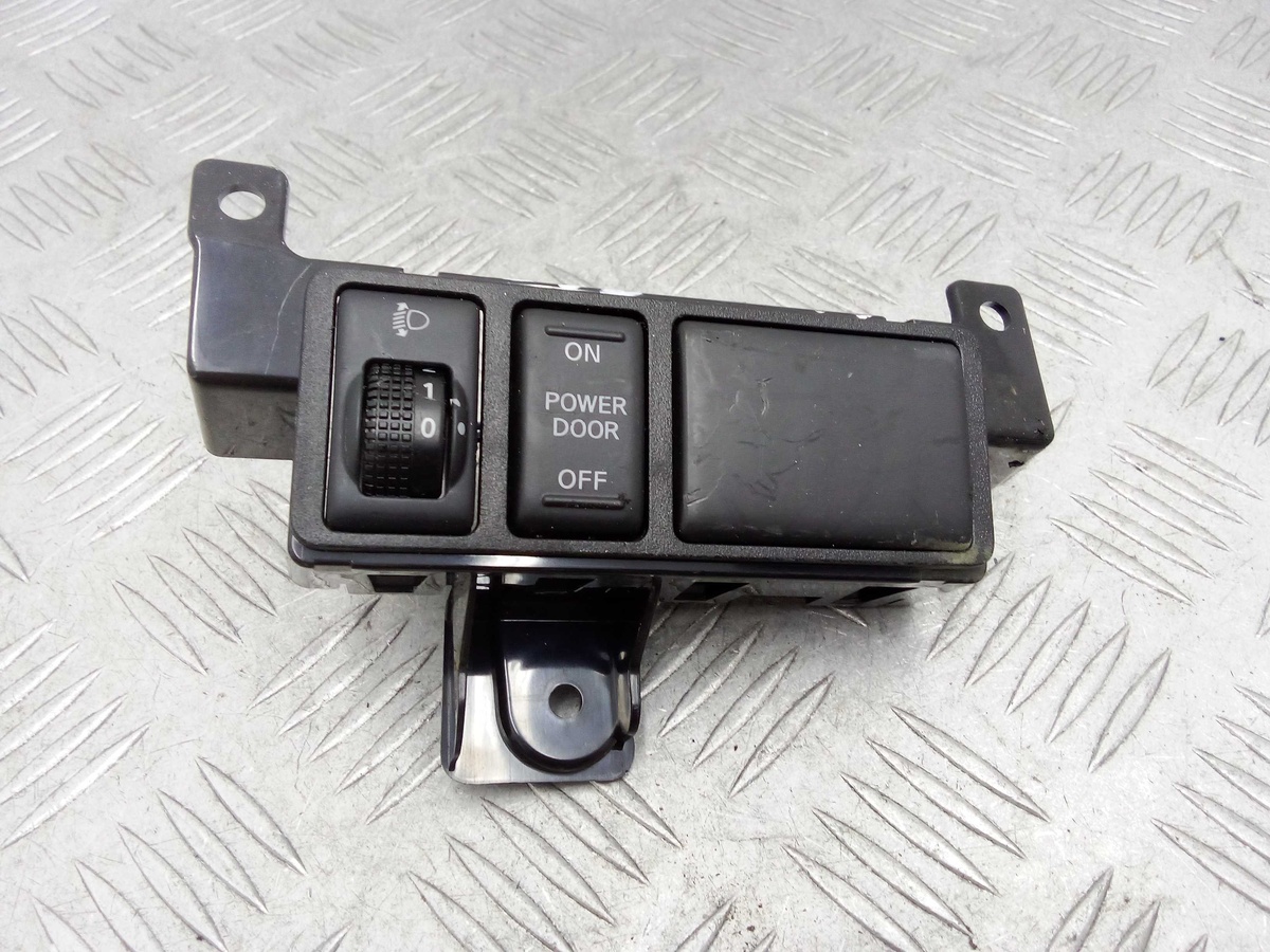 Кнопка  к Infiniti QX56 2013