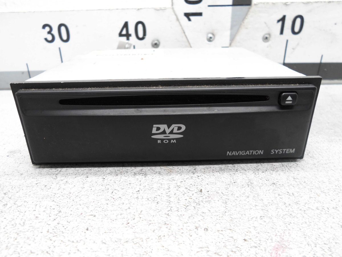 DVD к Infiniti FX 2005