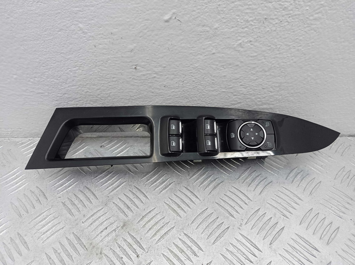 Кнопка стеклоподъемника к Ford Fusion 2013