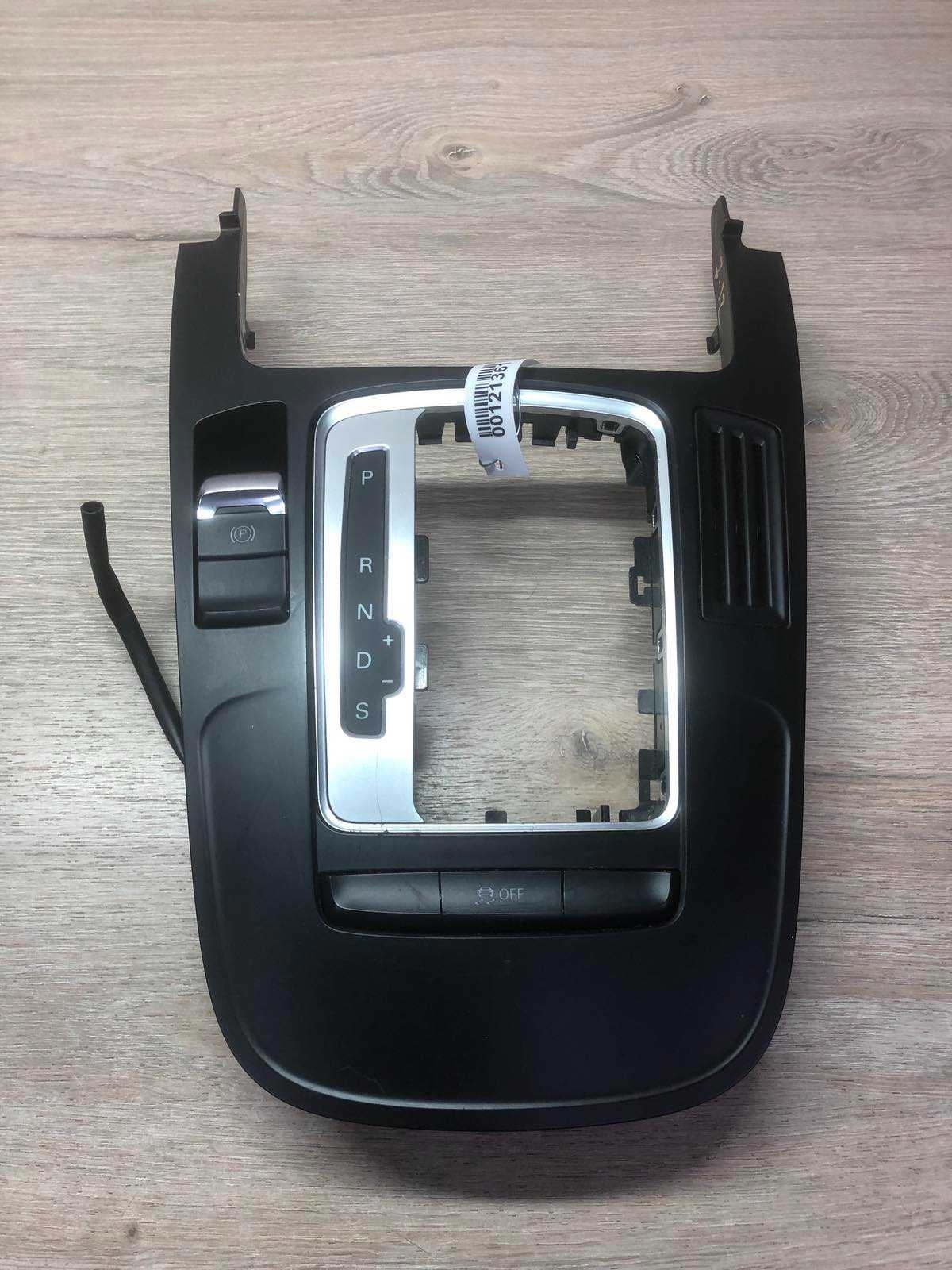 Кнопка  к Audi A4 2012