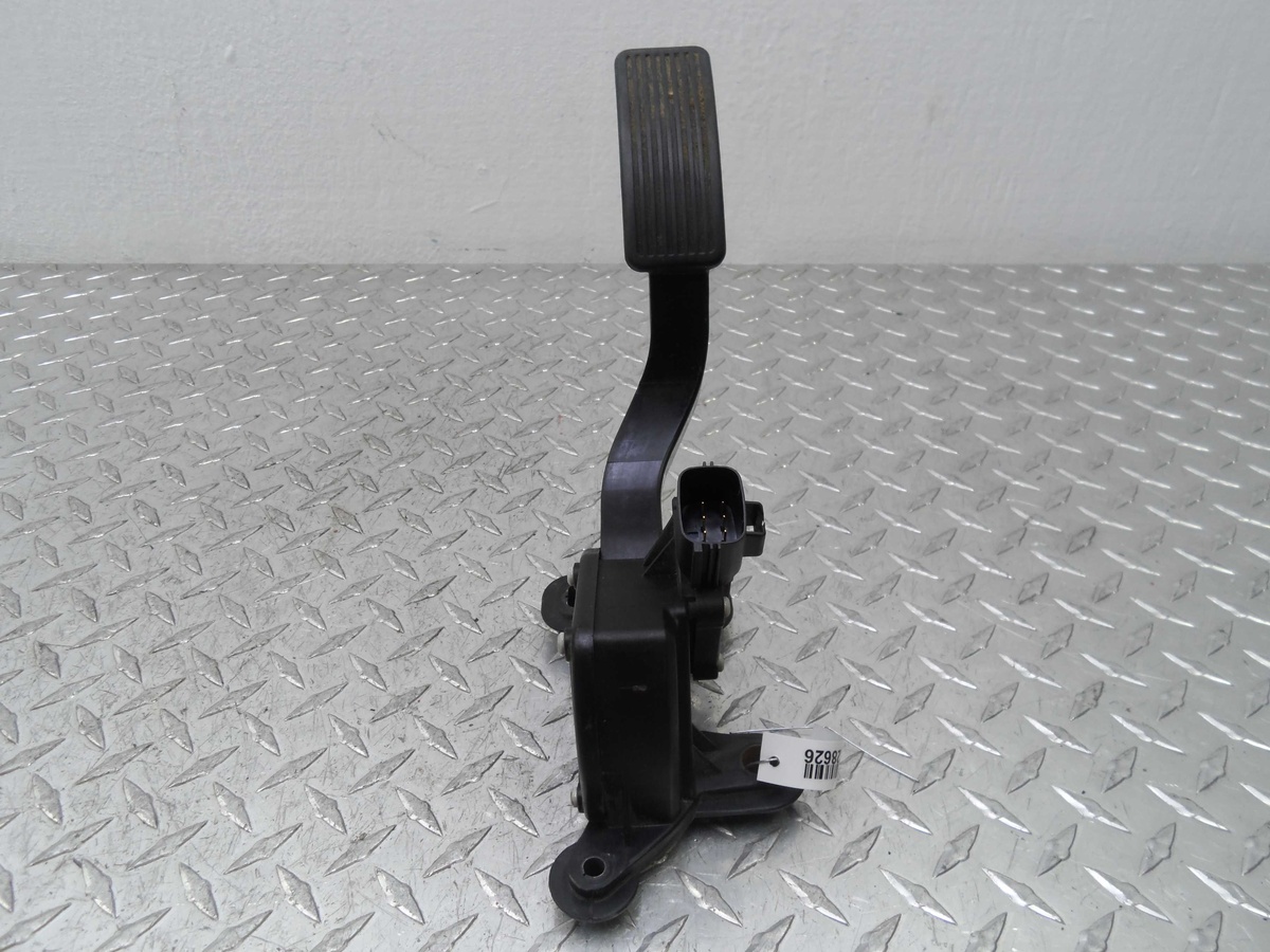 Педаль газа к Mazda CX-9 2007